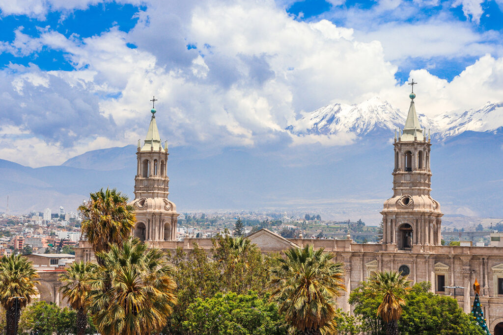 Parroquia Virgen de Nazaret El Agustino